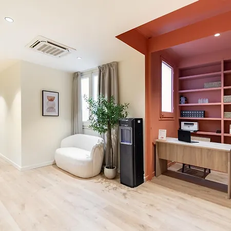 Bed and Breakfast Lemar By Aspasios Βαρκελώνη