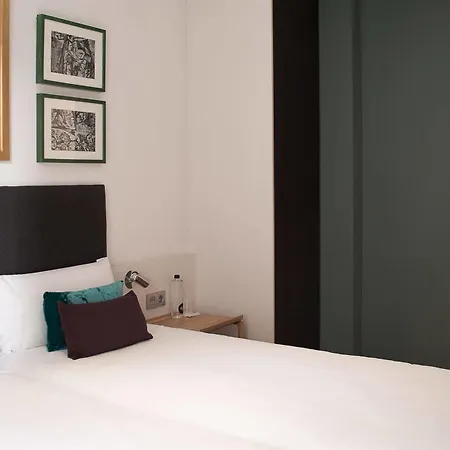 Bed and Breakfast Lemar By Aspasios Βαρκελώνη