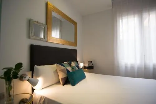 Oda ve Kahvaltı Lemar By Aspasios Barselona