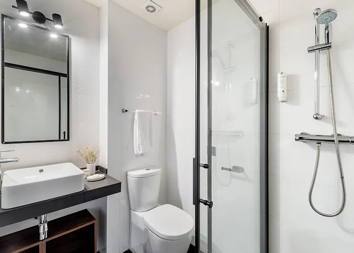 Oda ve Kahvaltı Lemar By Aspasios